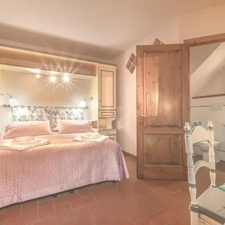 Montechiari In Chianti 3*